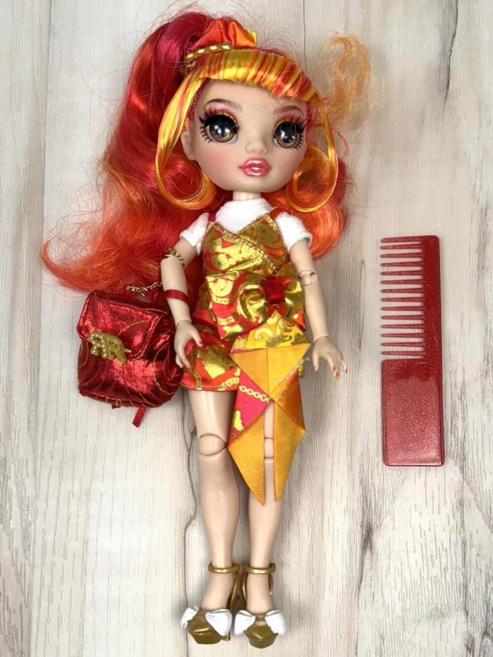 2023 MGA Rainbow High Jr High Special Edition LAUREL DE'VIOUS 9" Fashion Doll B